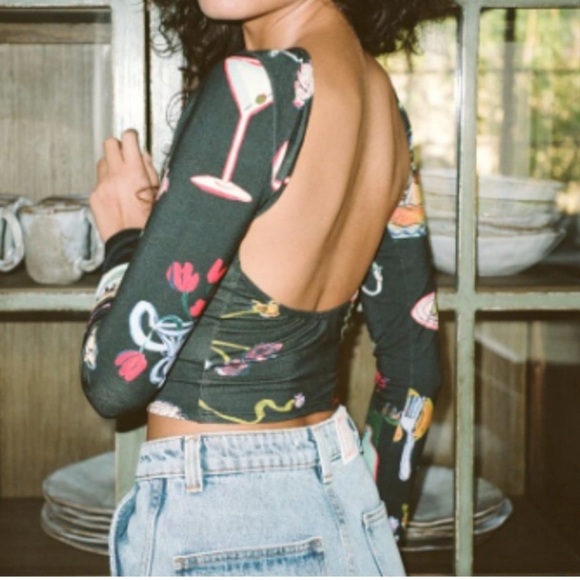 Lisa Says Gah Tops - Lisa Says Gah  Rowan Black Patterned Crop Top